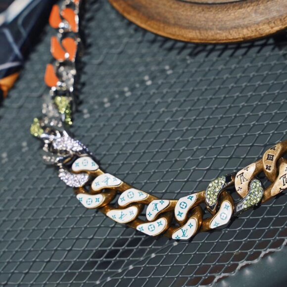 Louis Vuitton colorful necklace - Picture 2 of 7